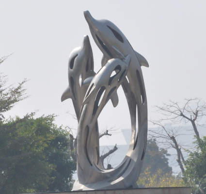 La grande sabbiatura della scultura del giardino di acciaio inossidabile dello specchio dell'estratto ha personalizzato