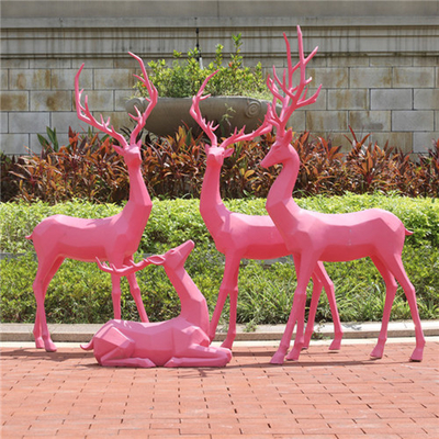 Sculture animali della vetroresina dei cervi del giardino a grandezza naturale geometrico su ordinazione della statua