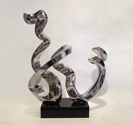 Le sculture dell'interno moderne del metallo dello specchio del cerchio sottraggono l'acciaio inossidabile