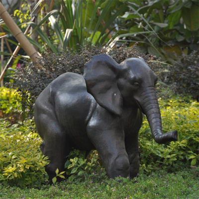 Statue bronzee all'aperto del giardino del grande elefante che fondono per il parco dello zoo