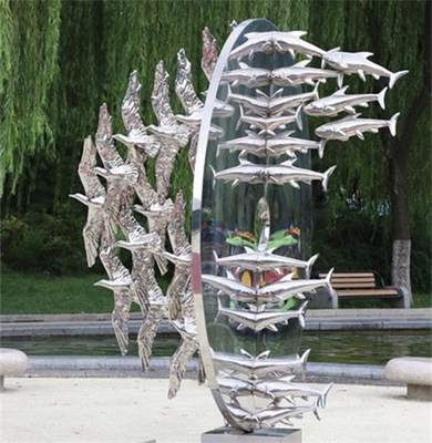 Il pesce dell'estratto del gabbiano del metallo scolpisce l'acciaio inossidabile lucidato per il giardino