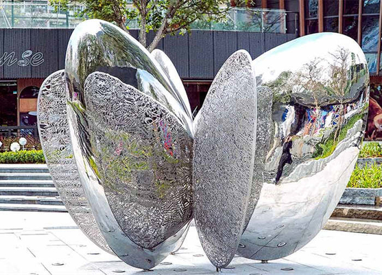 Lo specchio ha placcato le sculture all'aperto del giardino sottrae inossidabile su misura