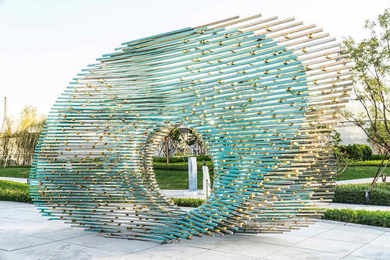 Moderno di Ring Stainless Steel Sculptures Abstract del metallo su misura per il giardino
