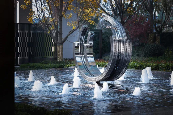Acciaio inossidabile Art Statue moderno di Ring Decorative Metal Sculpture Mirror della fontana