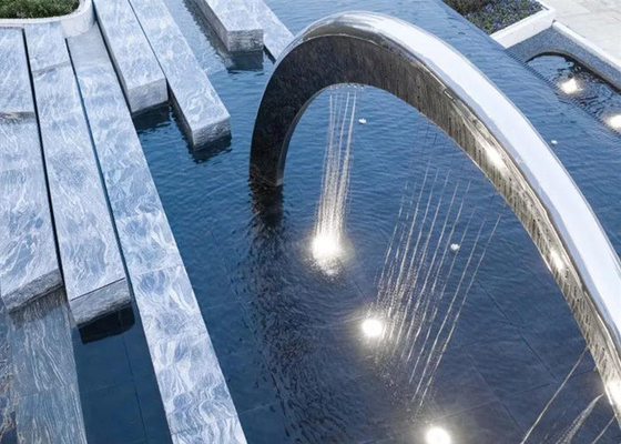 Sculture di acciaio inossidabile dello spazio pubblico del semicerchio decorative per la fontana