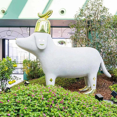 La decorazione domestica su misura scolpisce la scultura animale della vetroresina del cane del fumetto