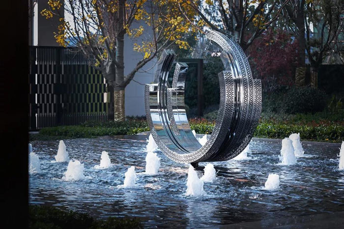 Acciaio inossidabile Art Statue moderno di Ring Decorative Metal Sculpture Mirror della fontana