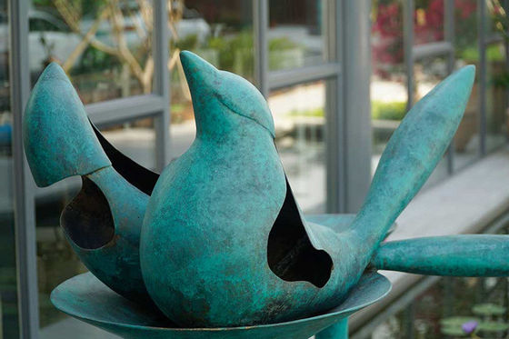 Le statue all'aperto bronzee dell'uccello del giardino di Art Copper Peace Dove Sculpture hanno personalizzato