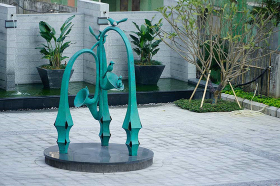 Il giardino decorativo del metallo bronzeo di musica orchestrale scolpisce fatto a mano su misura