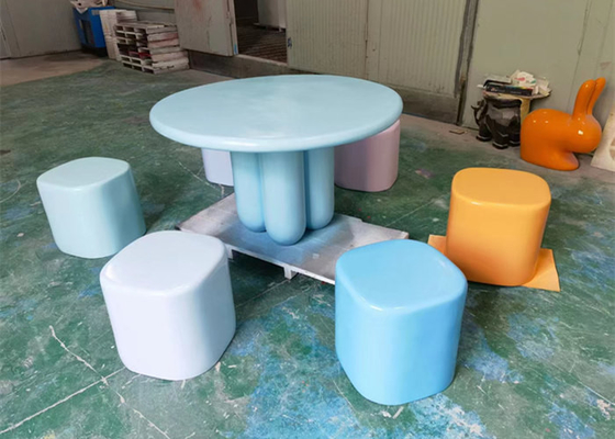 Scultura all'aperto Art Seat Customized della Tabella della vetroresina variopinta